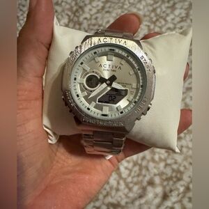NIB Activa Silver Dual-Time Men's Watch with Metal Bracelet